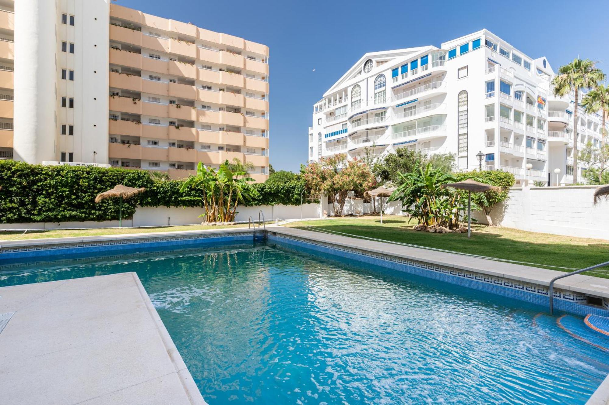 Blonzu Dominicana Fuengirola Eksteriør bilde